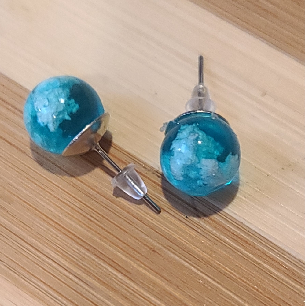 ❤️10/$10 New cloud earrings
